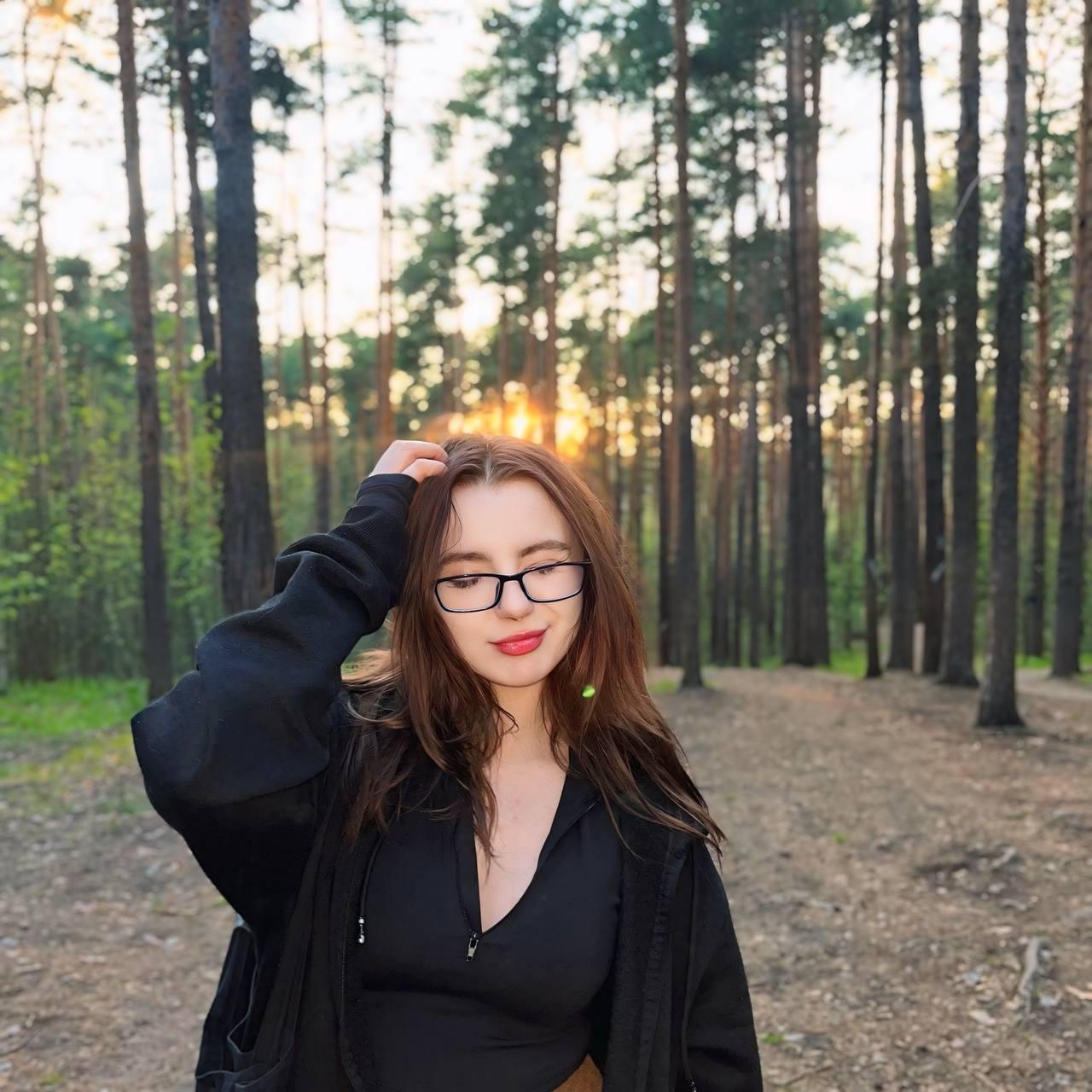 AprilCzubia's Profile