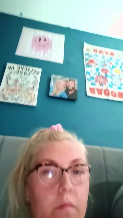 Bustyblonde777's Profile