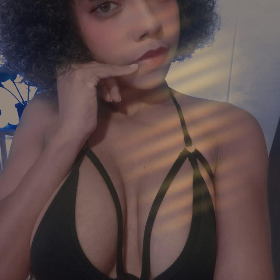 Dakota6And_Ryv's Profile