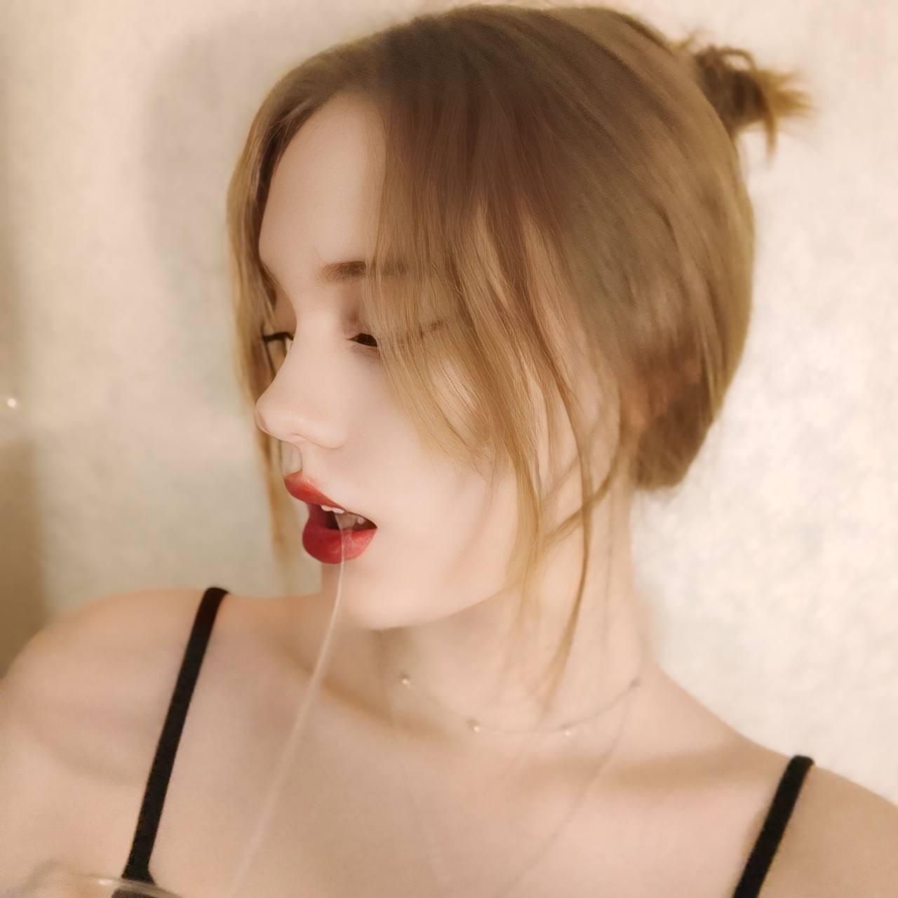 EleneCavicchia's Profile