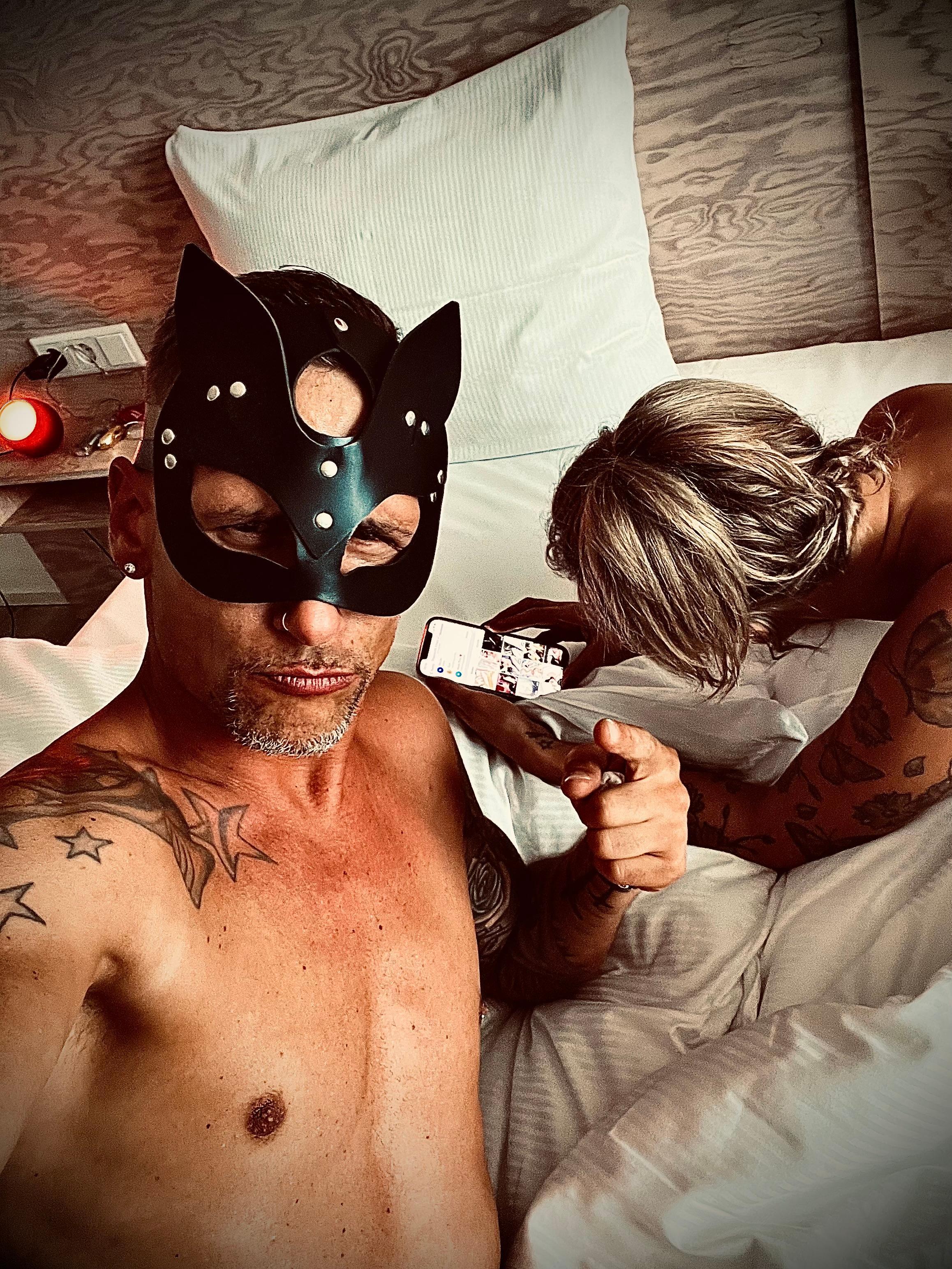 Hotsexyfunplay's Profile