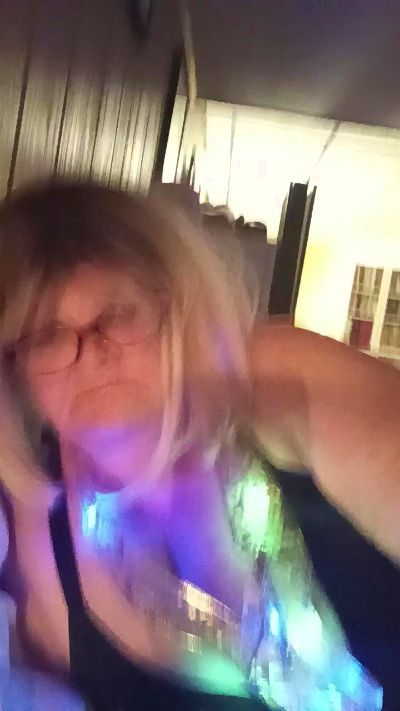 Kinkysongwriter's Profile