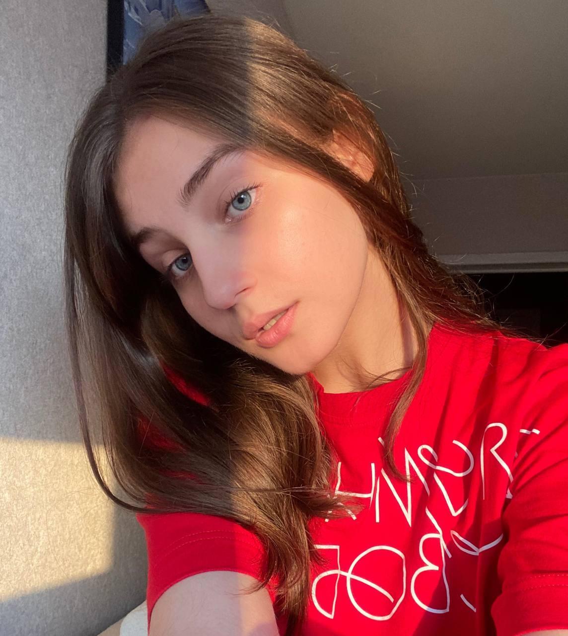 MiaSenna's Profile