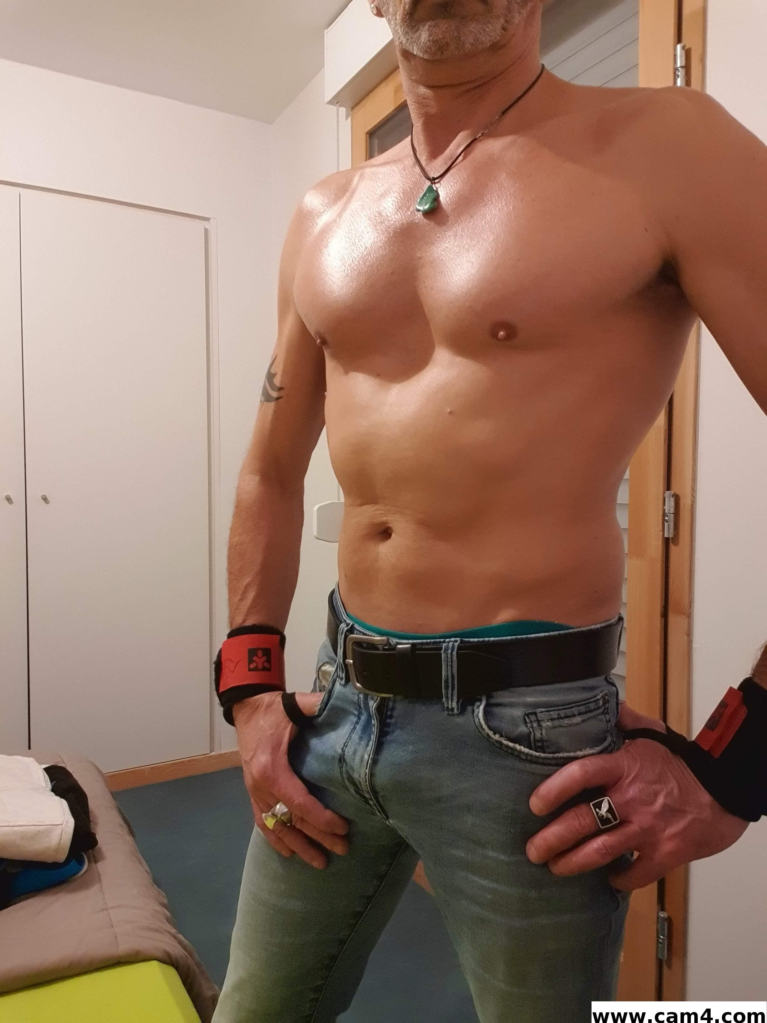 Mitchell210's Profile