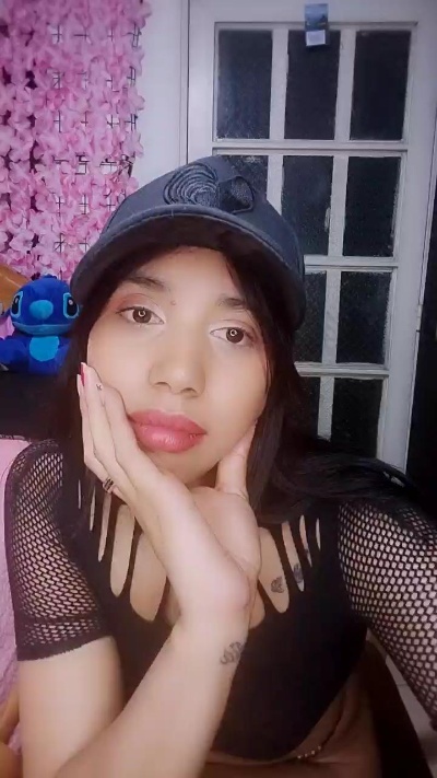 NahomyBelle's Profile