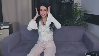 NikoleOlverson's Profile