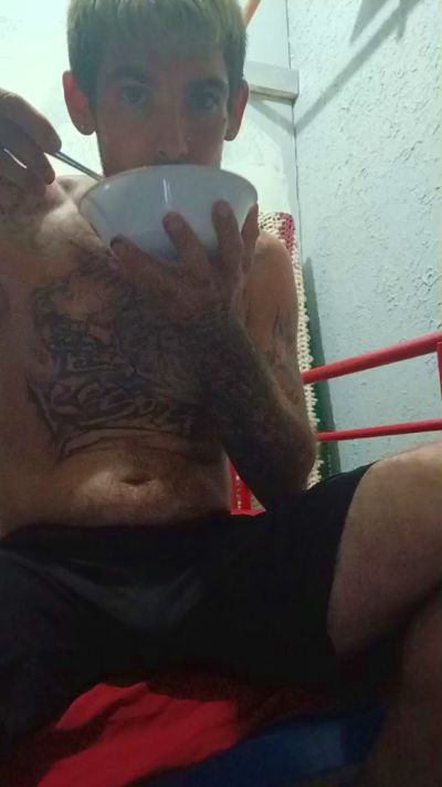 Prettyboytatted's Profile