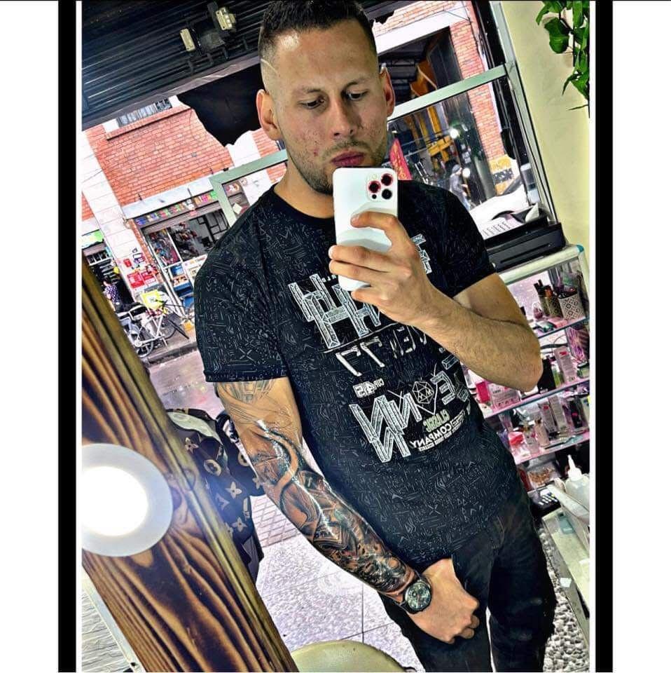 RomanCross_'s Profile