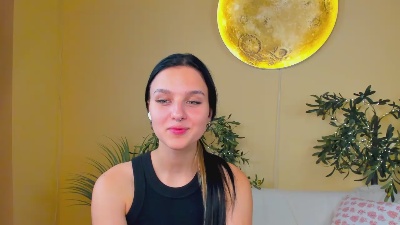 SamellaJarratt's Profile