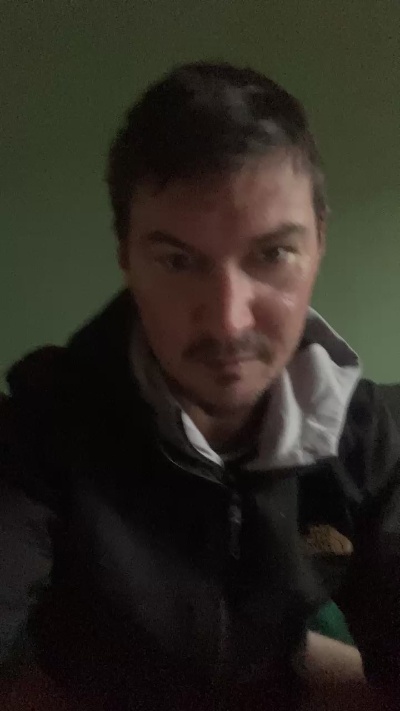 Tomparis37's Profile