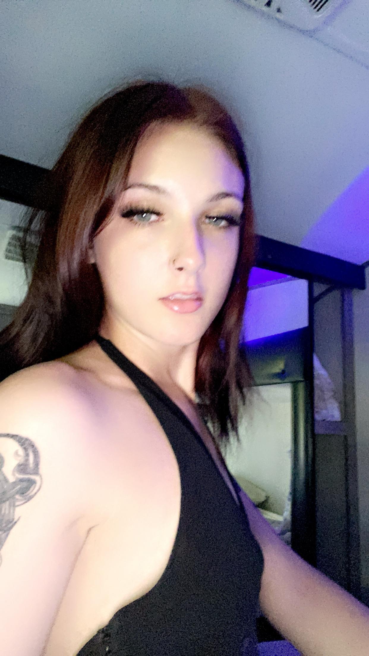carly2creamy's Profile