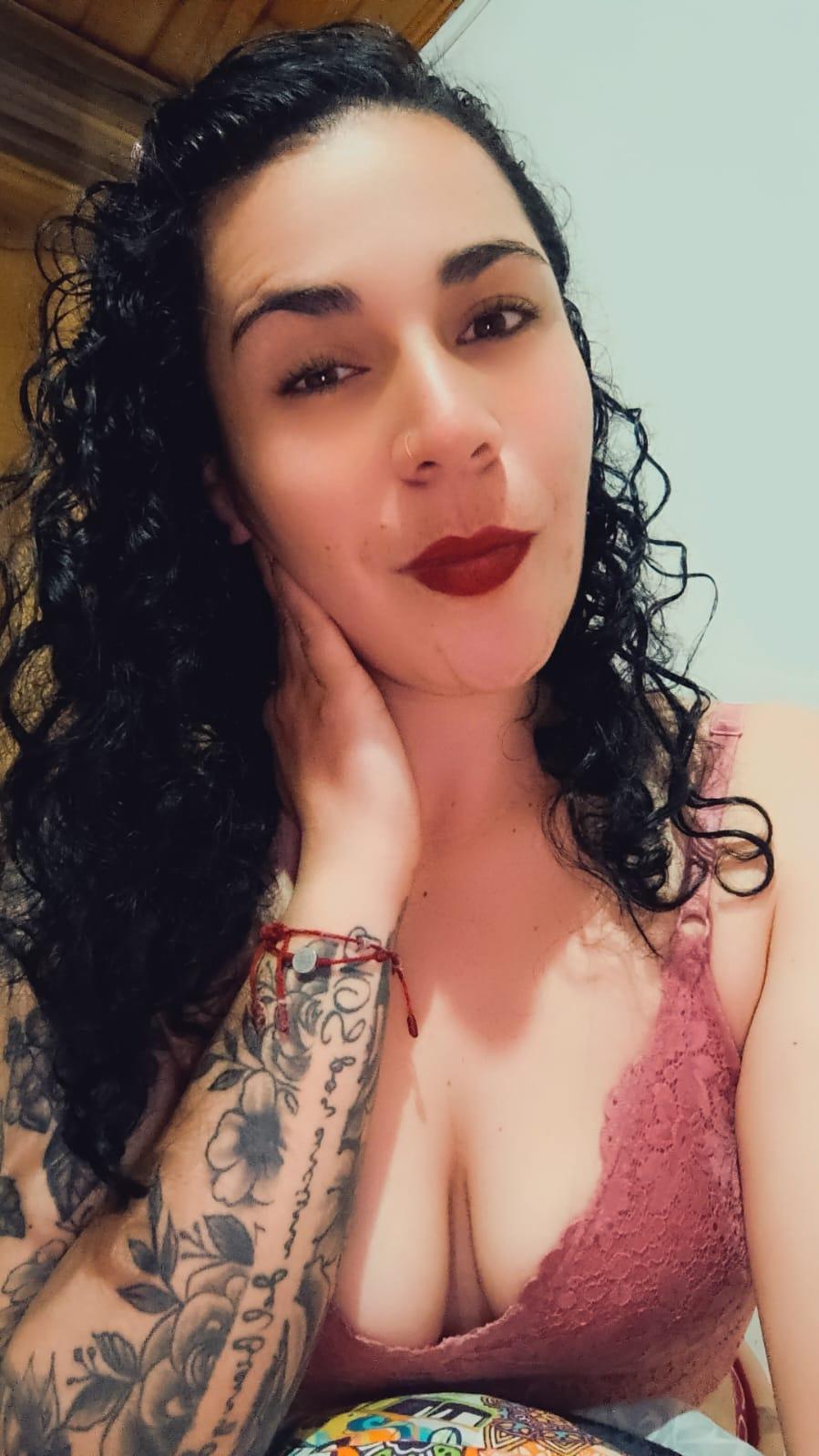 mia_velvet1 Profile Image
