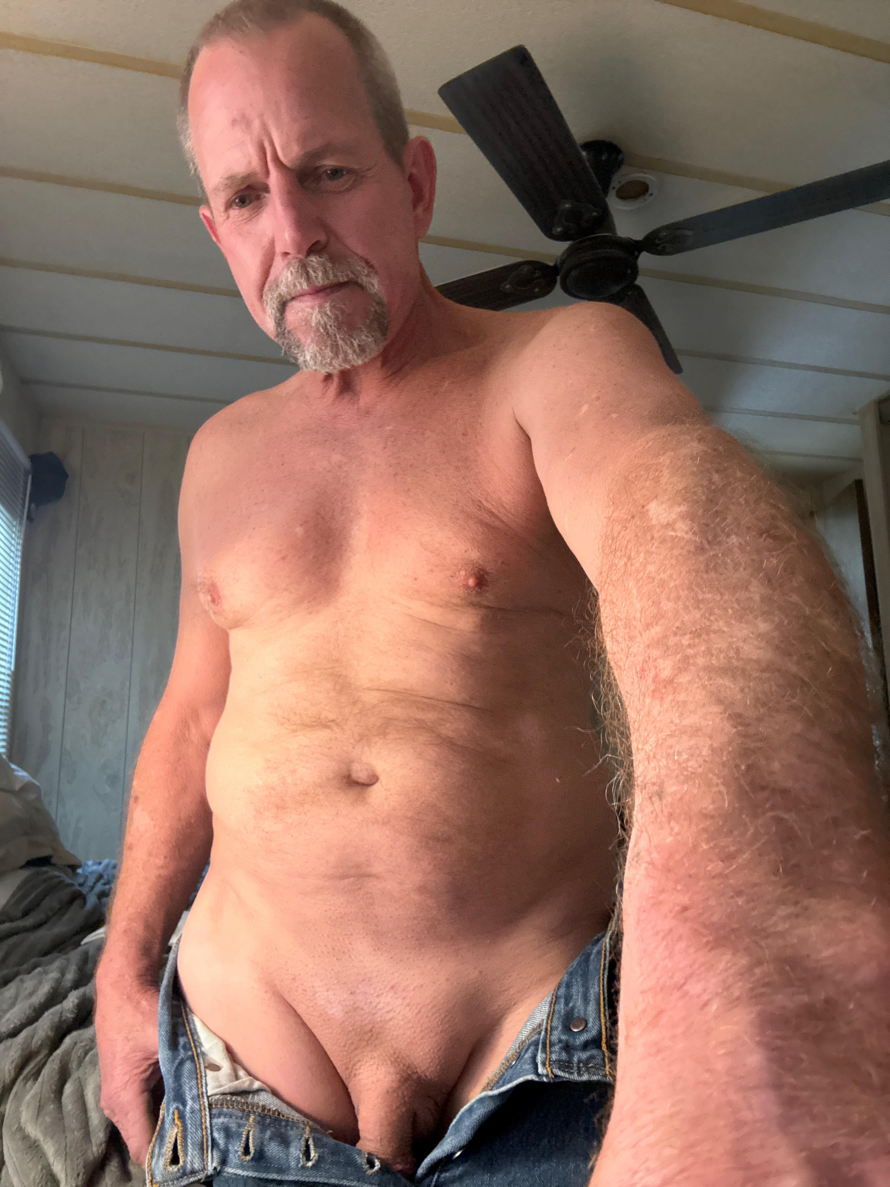 vaginaslayer68's Profile
